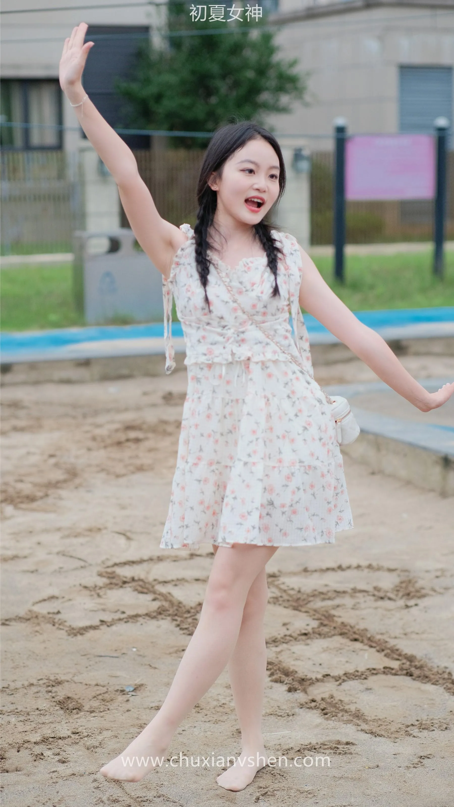 初夏女神 NO.050 双双 公园游玩 [221P]插图3